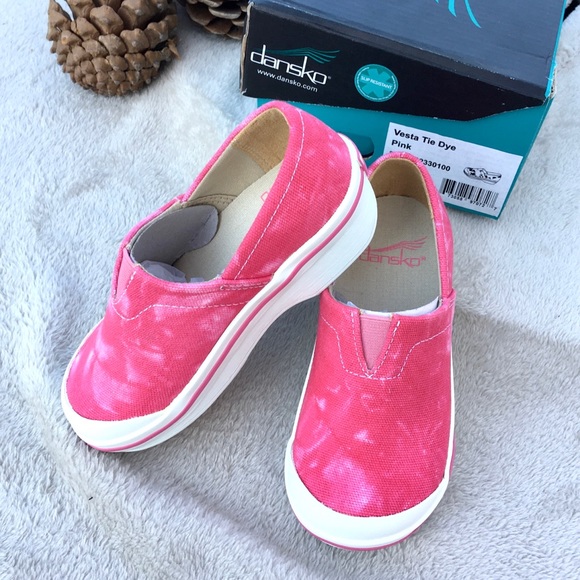 dansko tie dye clogs